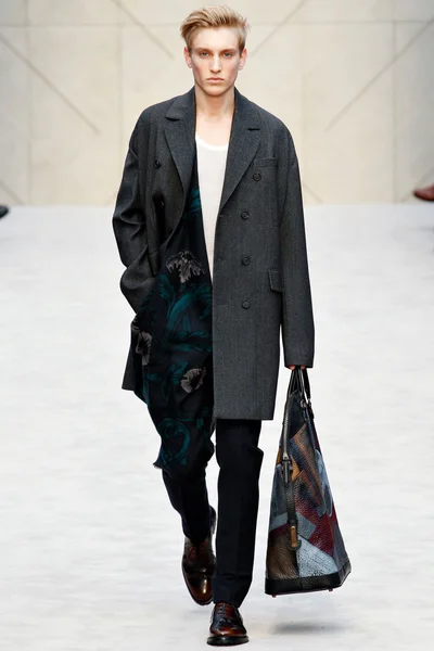Look 26